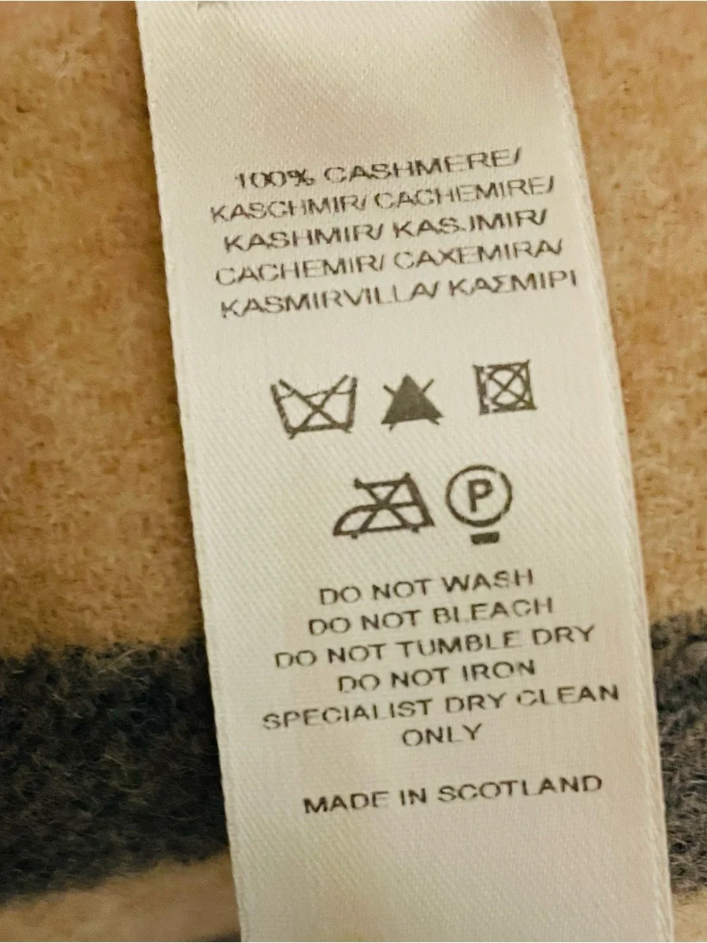 Burberry Cashmere Nova Check Scarf | Made in Scotland | Classic